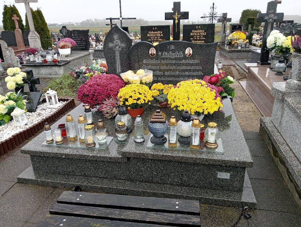 Grób Bolesław Wielądek