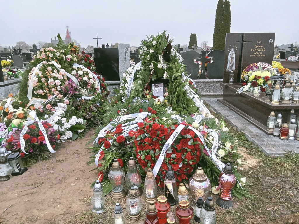 Grób Jacek Rowicki